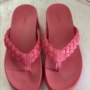 Vionic Women's Pink Braided Sandals